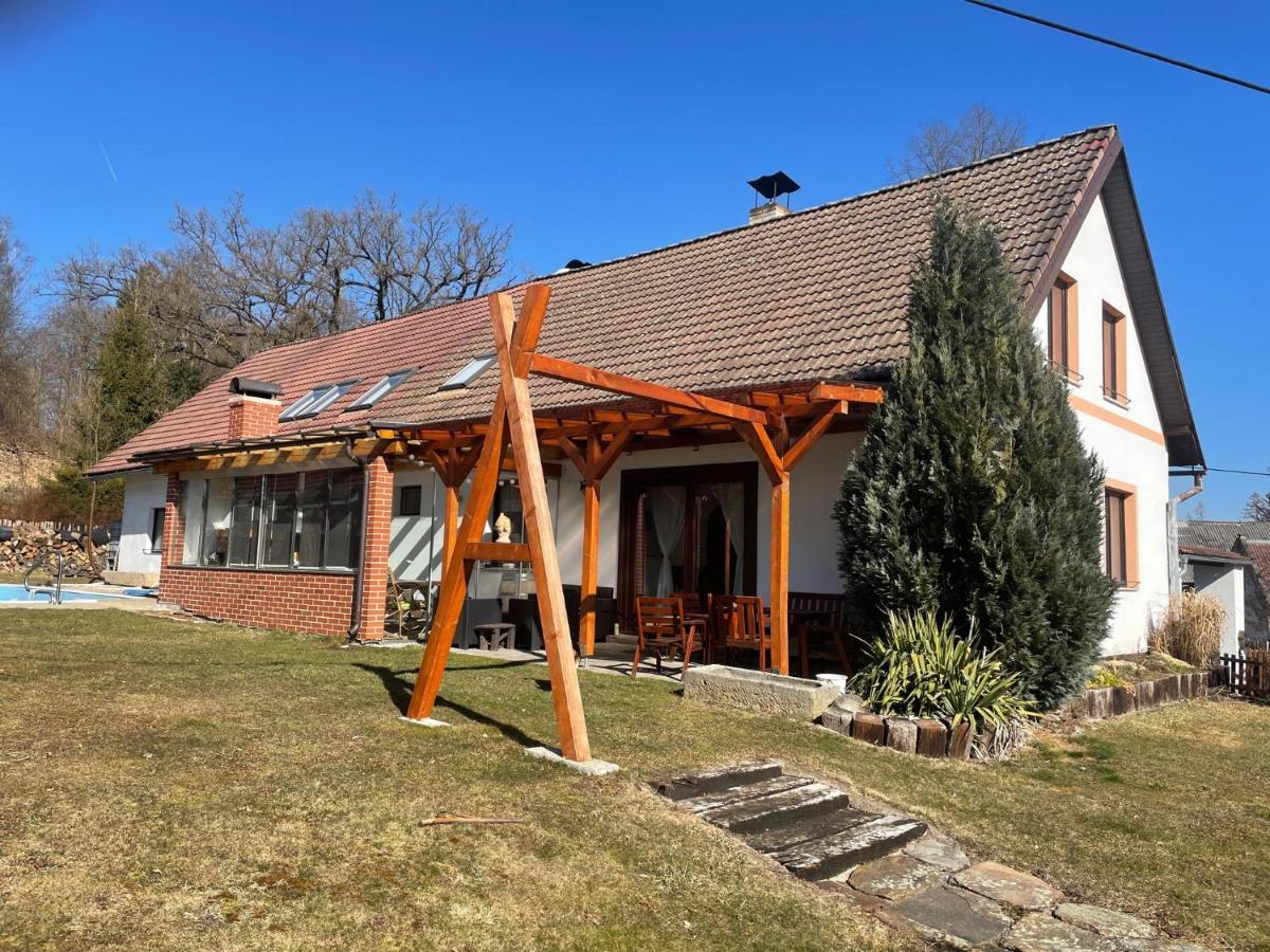 Apartman Beruska Krelovice エクステリア 写真