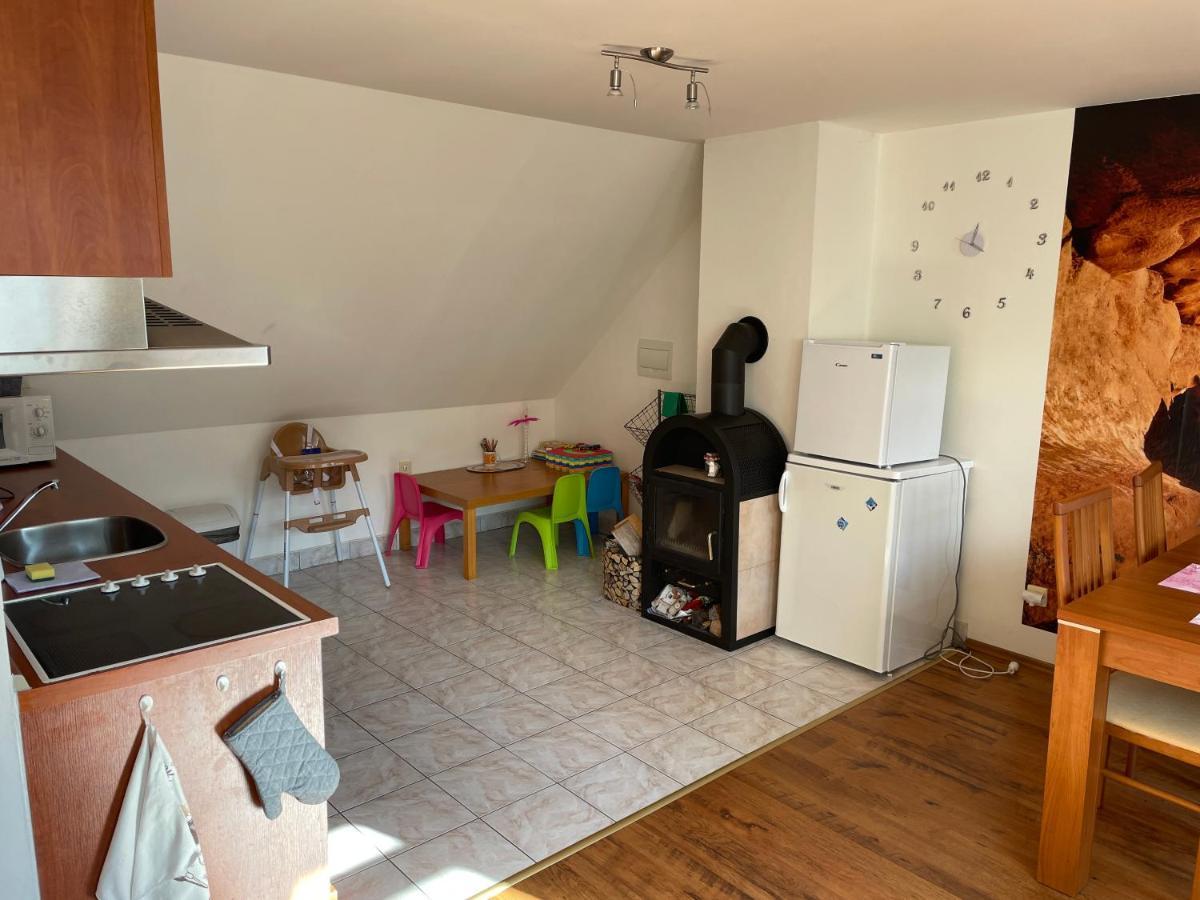 Apartman Beruska Krelovice エクステリア 写真